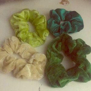 4 green themed scrunchies